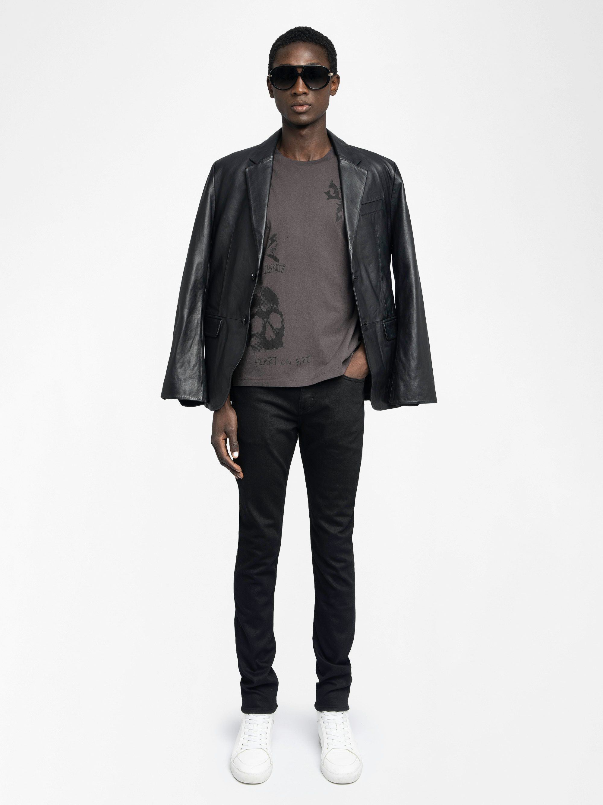 Tommy T-shirt - Short sleeve multi-custom T-shirt.